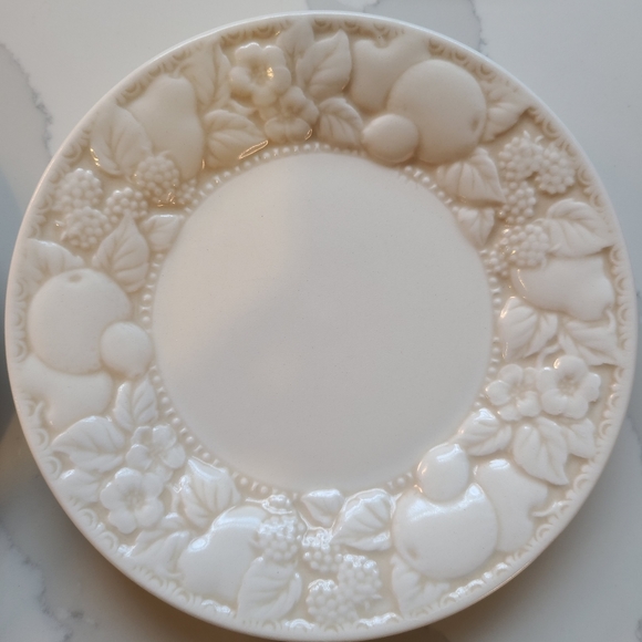 Vernon Ware by Metlox Antiqua, 5 plates, 6 1/4 inch - Picture 10 of 12